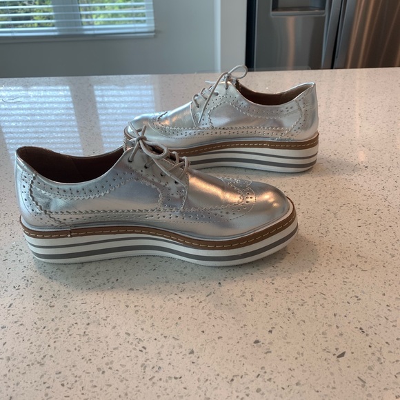 metallic platform shoes